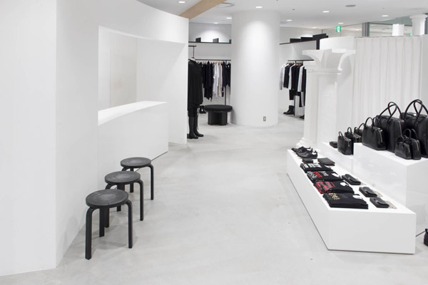 Artek_meets_DOVER_STREET_MARKET_GINZA_15_600x400