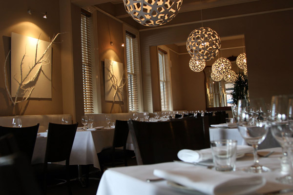 Stirling-hotel-adelaide_600x400
