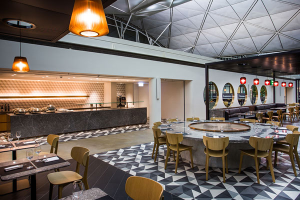 Qantas HK Lounge