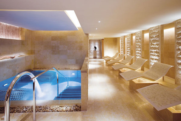 Landmark-Mandarin-Oriental-Spa-01