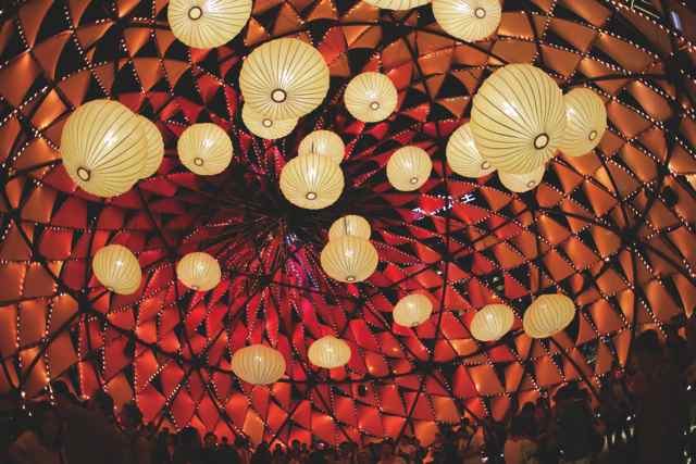 Image2_GoldenMoon(detail)_LaboratoryForExplorativeArchitecture_DesignLtd