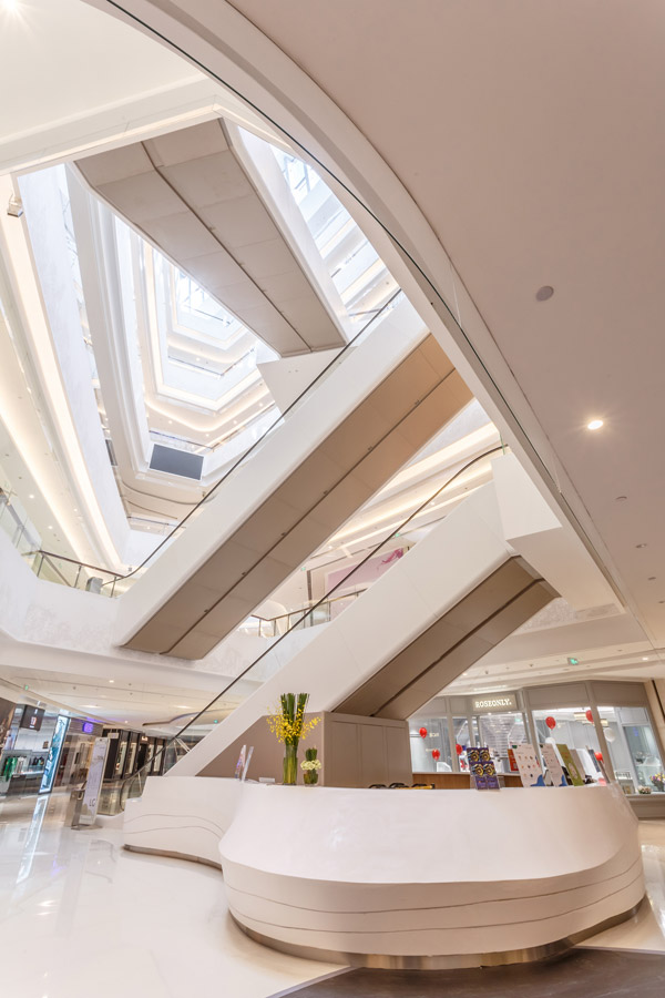 MixC-Mall,-Qingdao---Photography-Brian-Zhang-for-Benoy-(1)