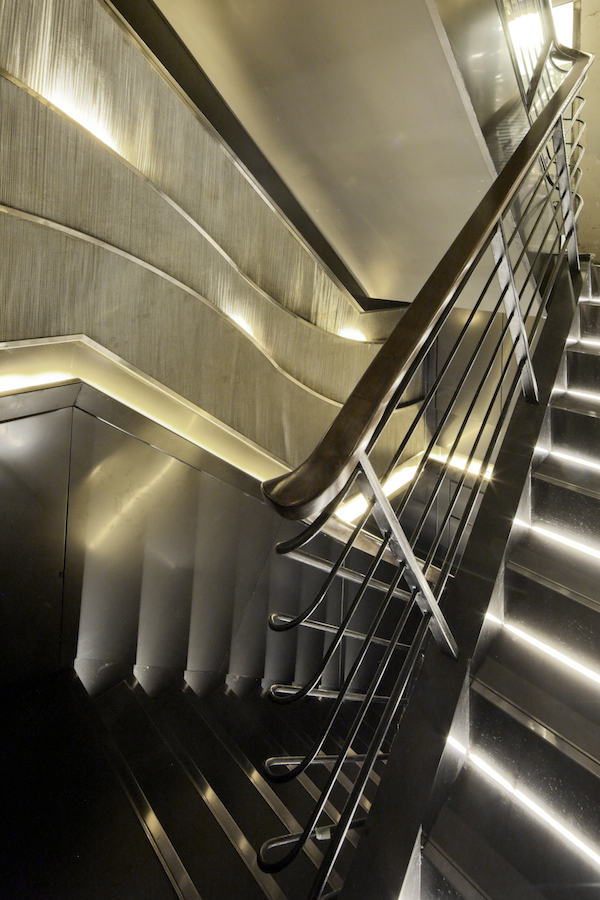 Metal waves and timber balustrades at 53W