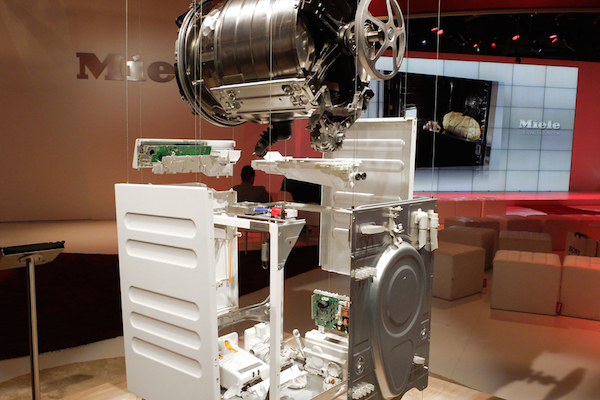 360-degree look inside a Miele washing machine