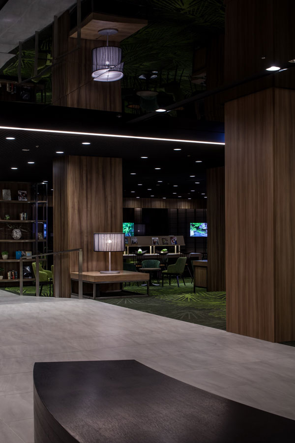 Shinjuku-Prince-Hotel_Lounge2