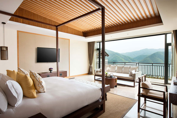 Alila-Anji---Accommodation---Villa---Lake-View-Villa-Bedroom