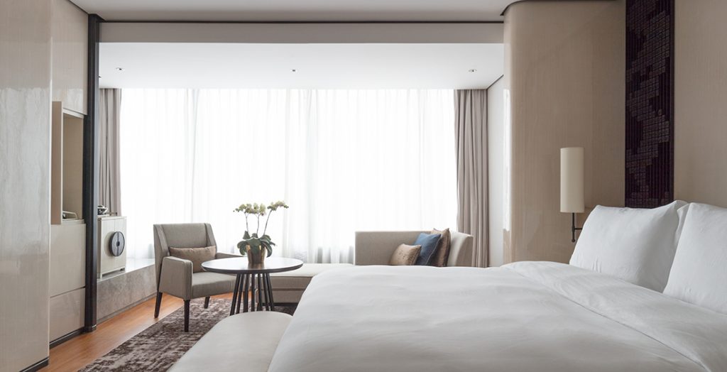 LTW_Jumeirah_Nanjing-Guestroom-4_inline