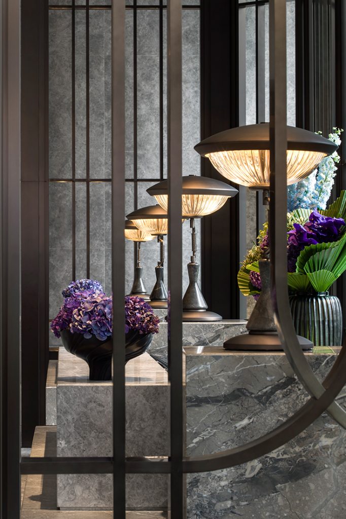 andre-fu-afso-st-regis-the-great-room lamps