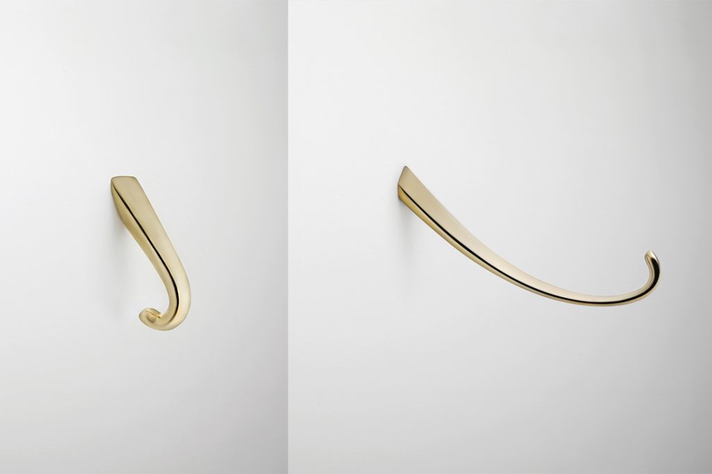 Anastassiades_hooks