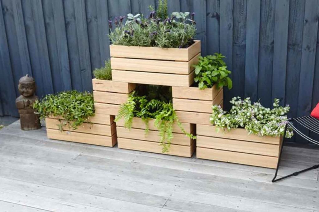 wooden planter box stack DIY bunnings ideas for balcony