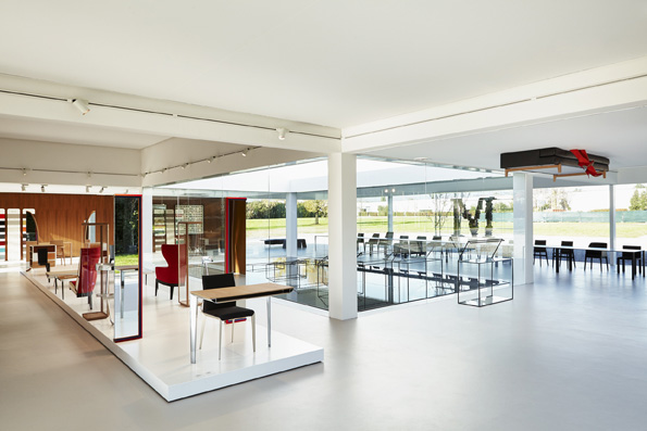 Glass Cube MolteniC 04_LR