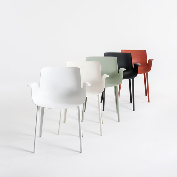 Piuma Kartell