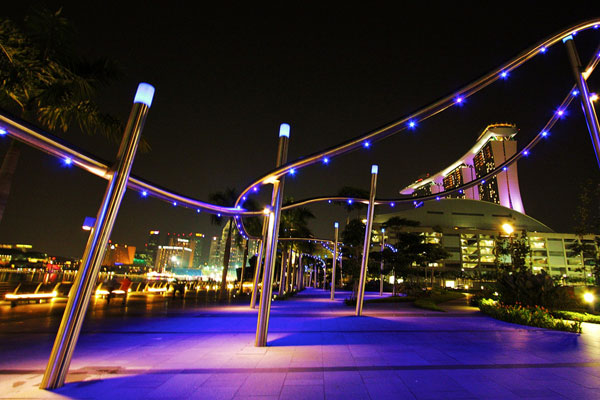 Light-Walk-by-Jen-Lewin