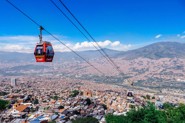 The-MetroCable-over-the-city_C_Urban-Redevelopment-Authority