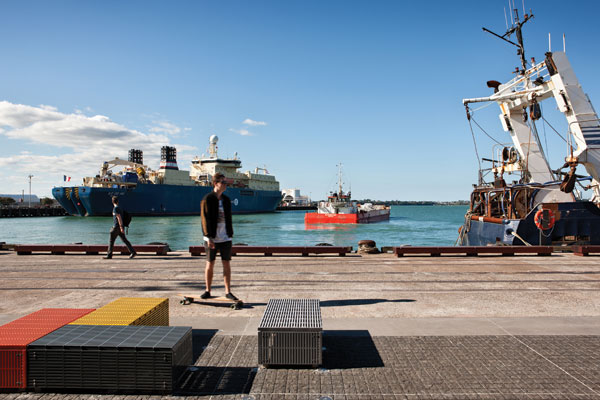 TCL_-Auckland-Waterfront_Simon-Devitt_01