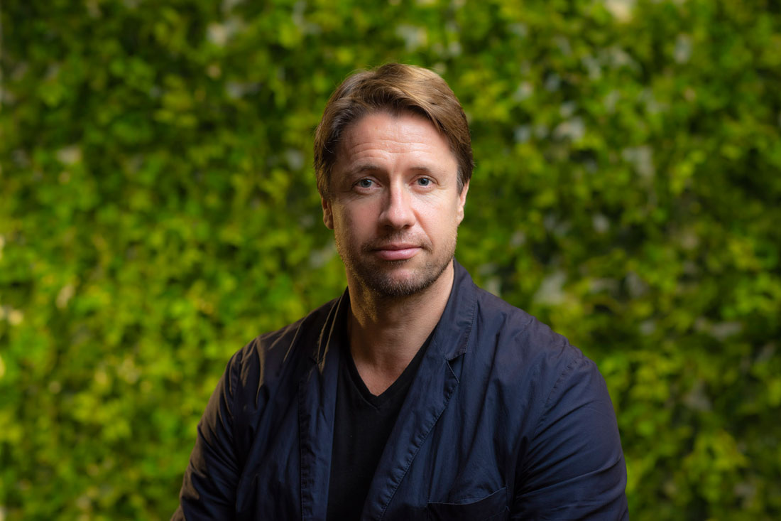 Christian Flindt Sculpts Soft Wall Illumination For Louis Poulsen With Flindt Wall