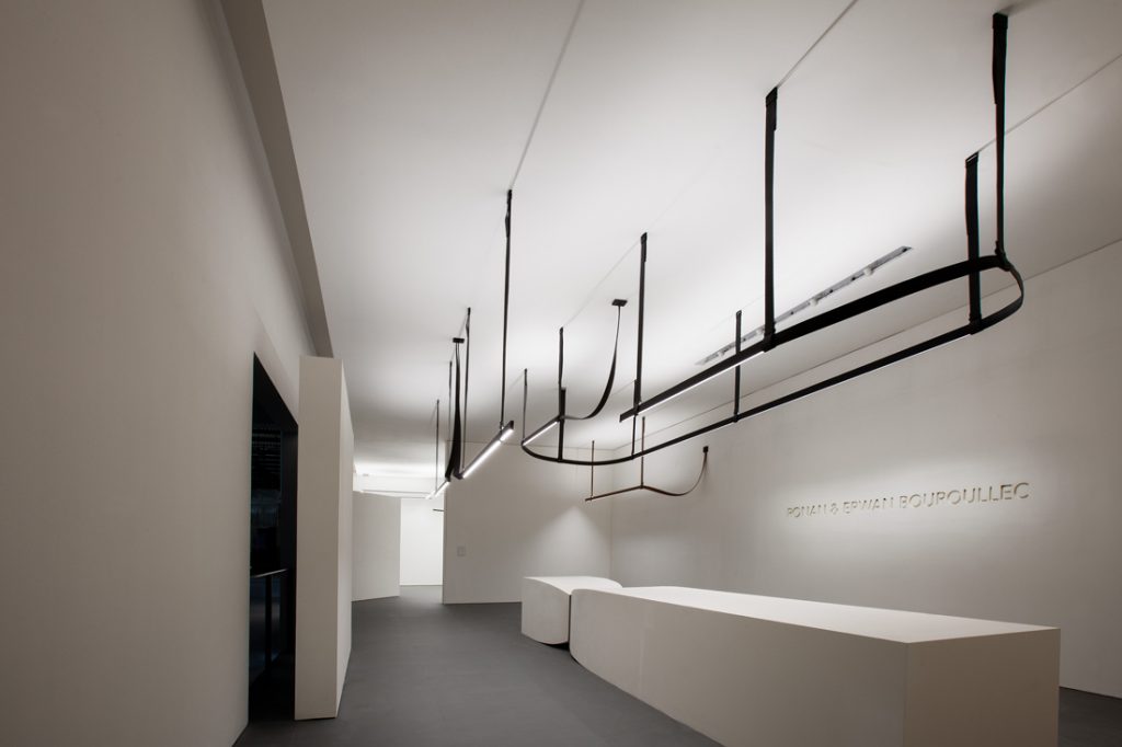 milan in review flos belt