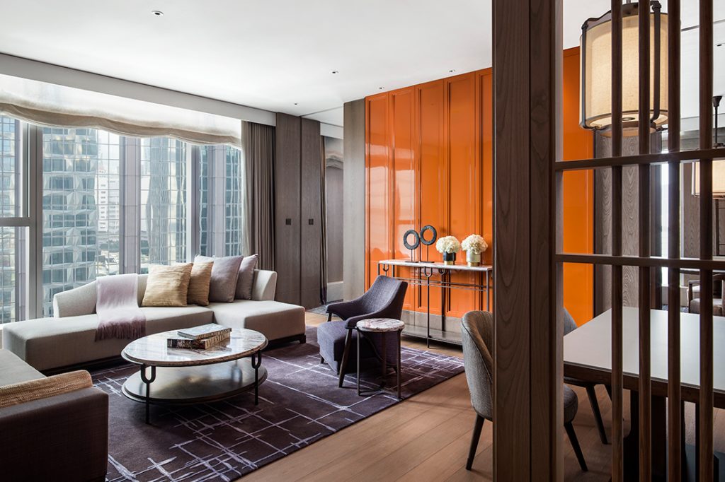 andre-fu-afso-st-regis-hong-kong-guest-room