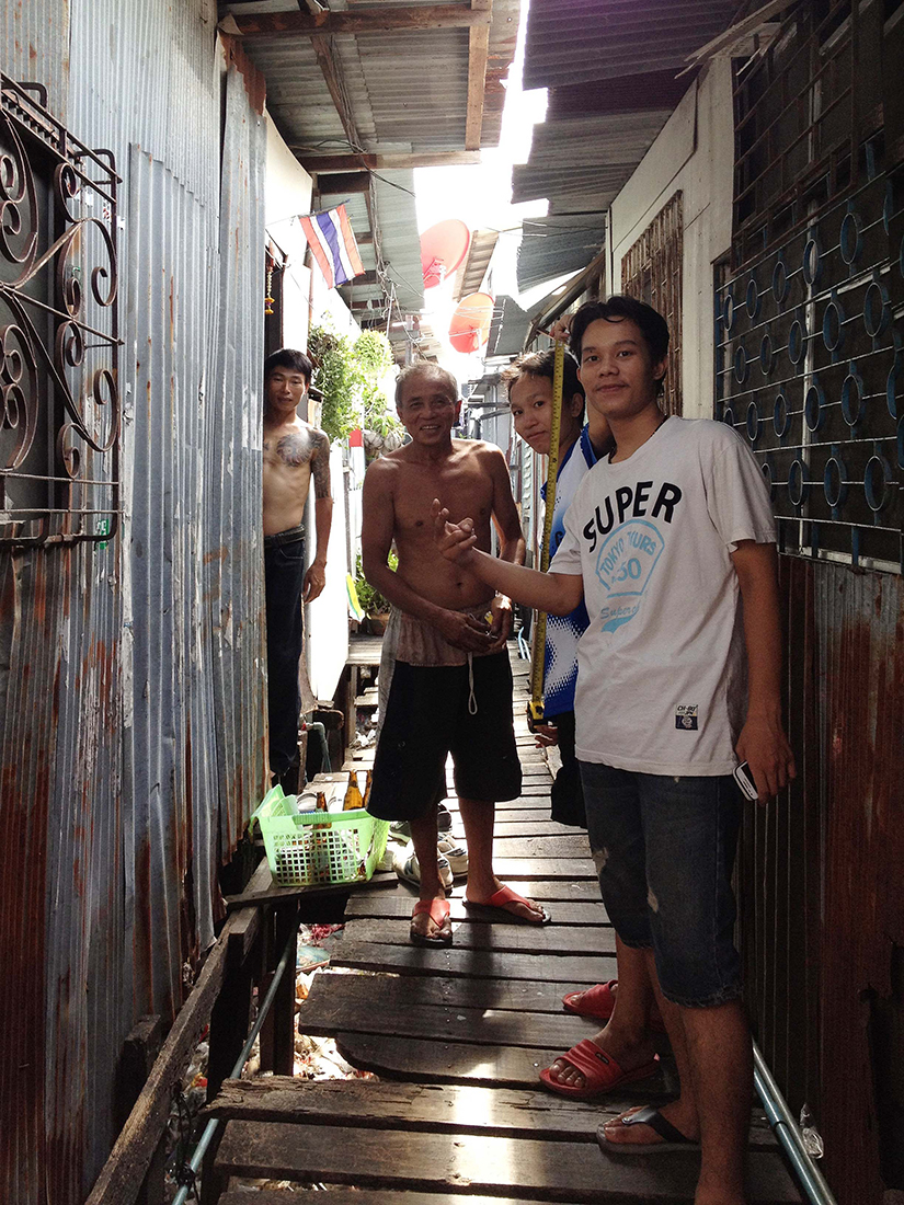 Chat-Architects_Bangkok-Bastards_samsen-shantytown