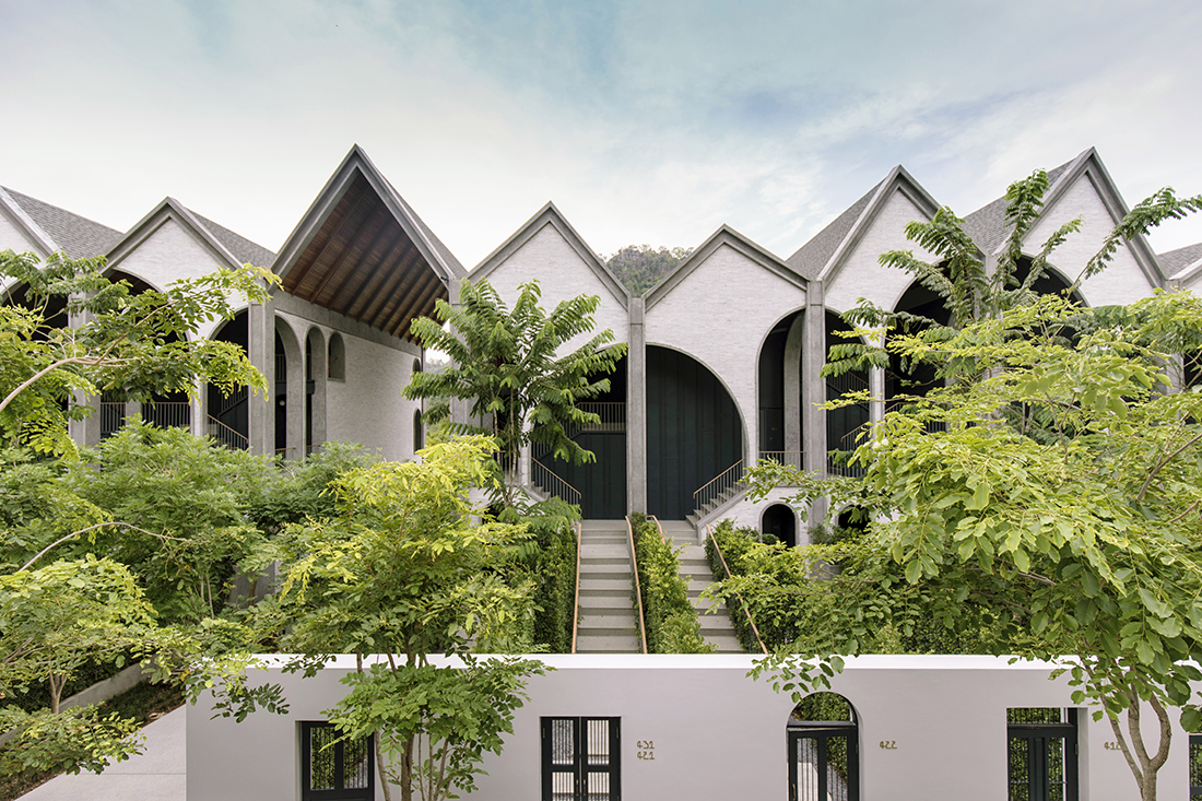 Chat-Architects_Hotel-Labaris_photo-by-Prinya-Sombatwatanakul