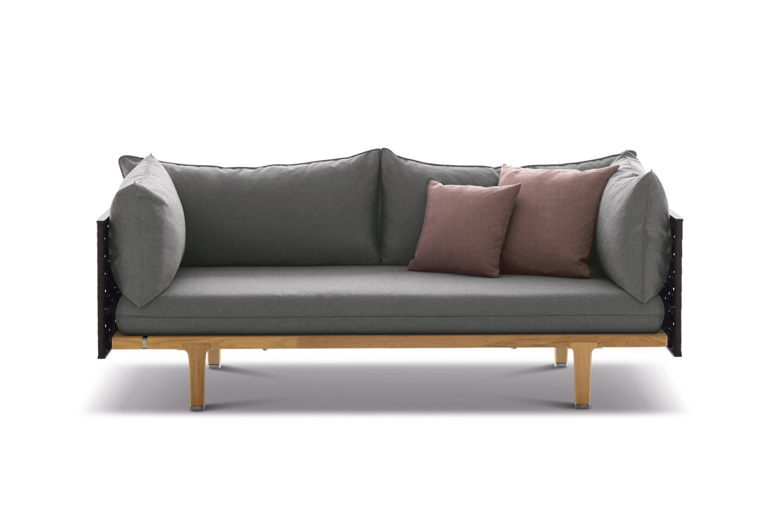 outdoor furniture Xtra_DEDON_SEALINE_Still_01