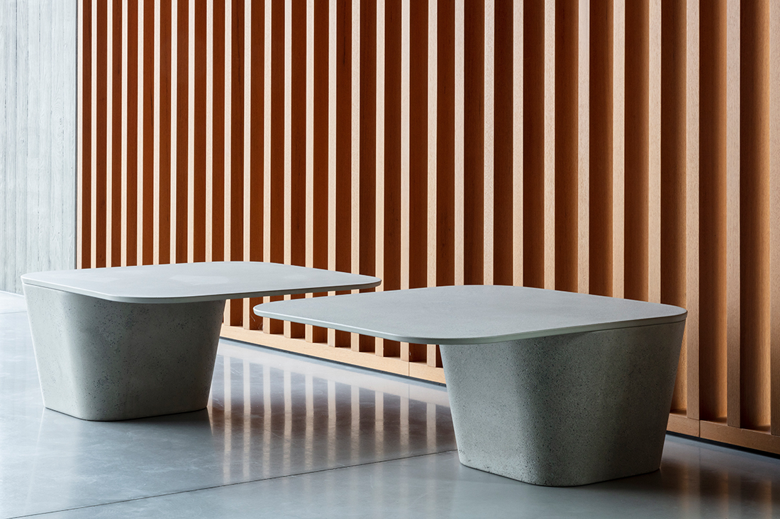 outdoor furniture Xtra_Tribu_Tao-Table_CLL045