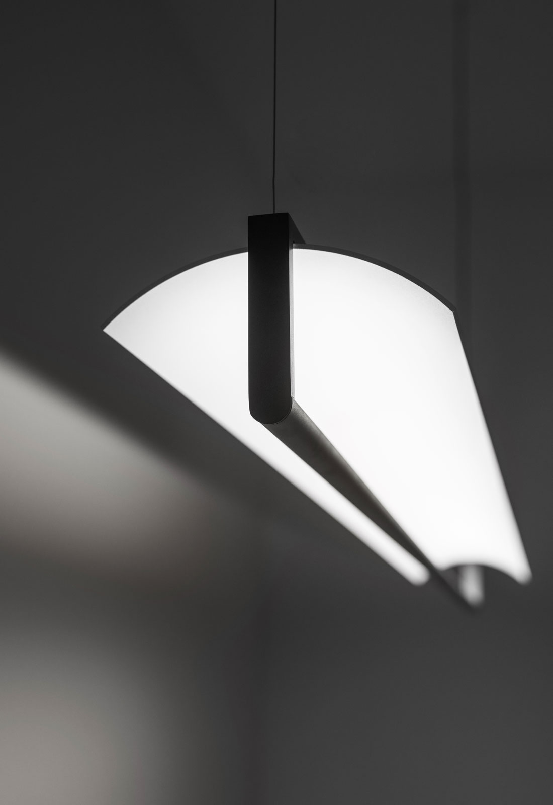 ai203-Sol-Luminaire-Lab-21-02