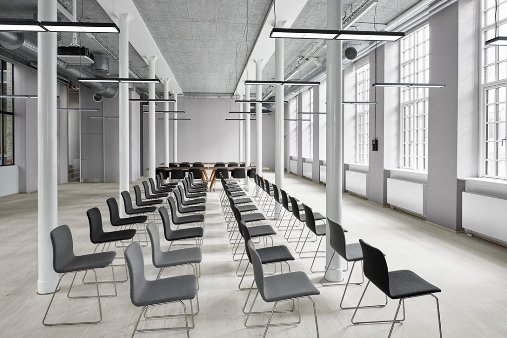 Louis Poulsen Slimbox Presentation Room