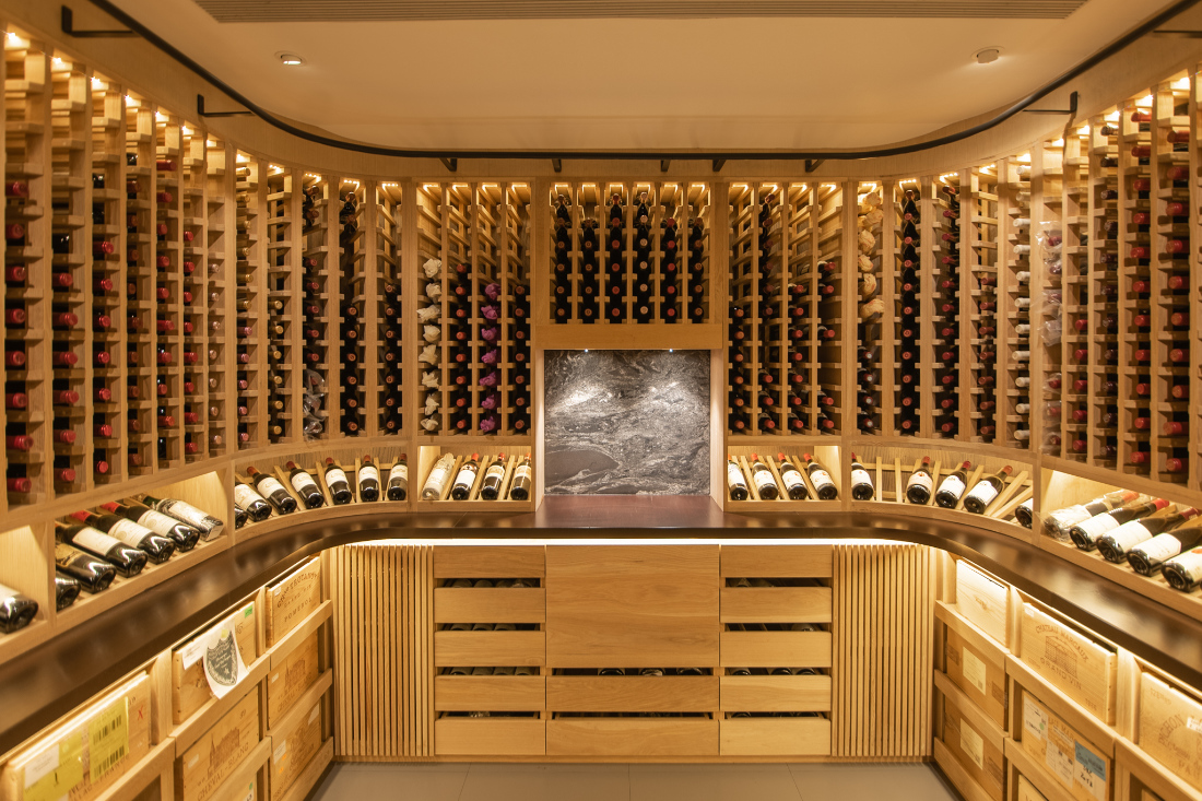 AHEC-RogerSons-woodworking-in-Oak-Wine-Cellar