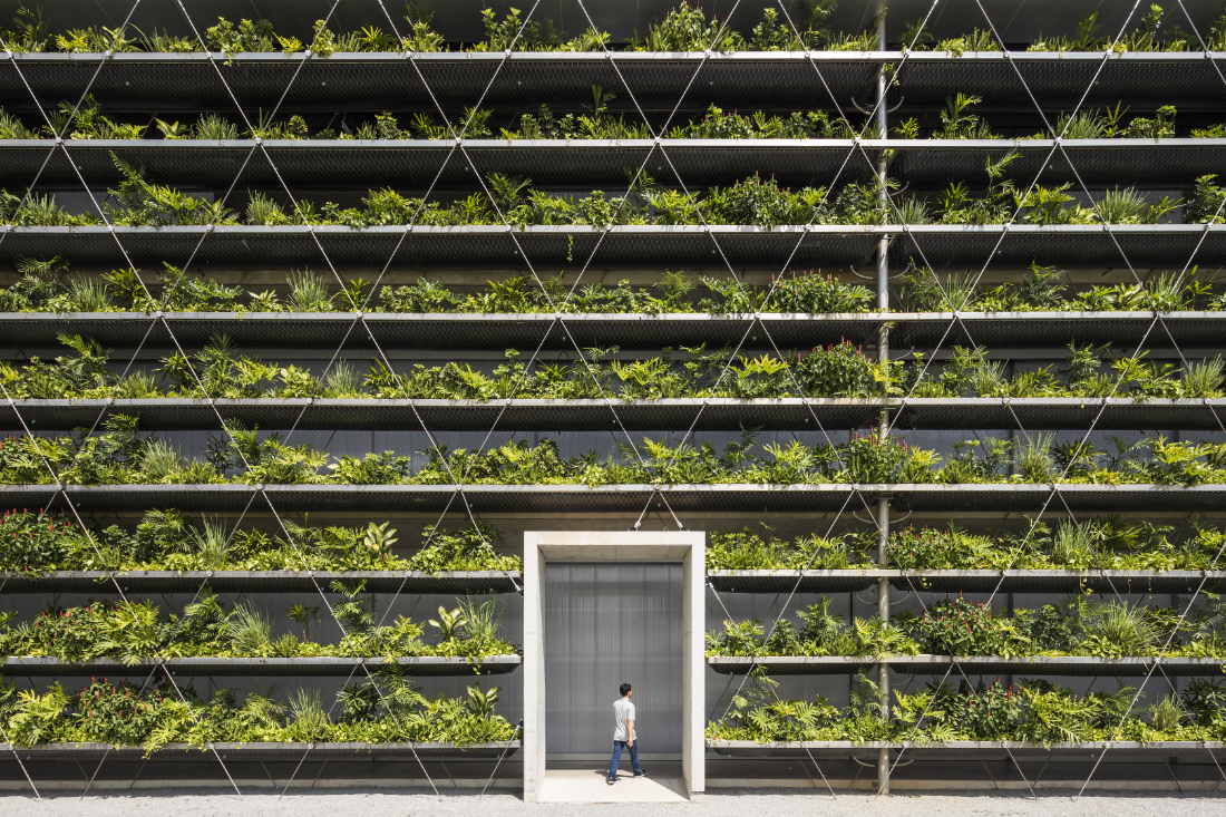 Cubes-101-Jakob-Factory-Saigon-by-G8A-Architects-and-Rollimarchini-Architekten_Photo-by-Oki-Hiroyuki