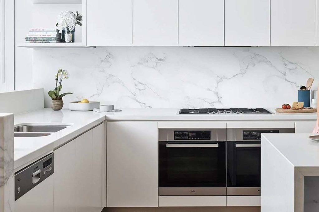 marble tile kitchen walls