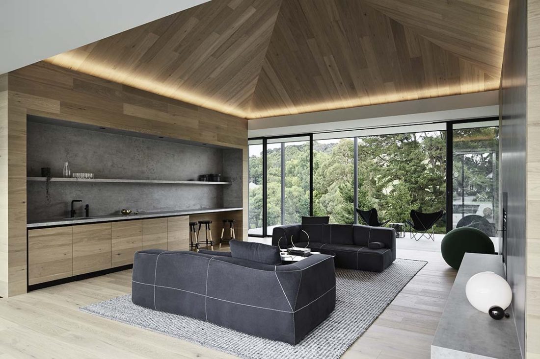 Making waves, with sensational stone