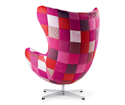 Egg Chair at BiD