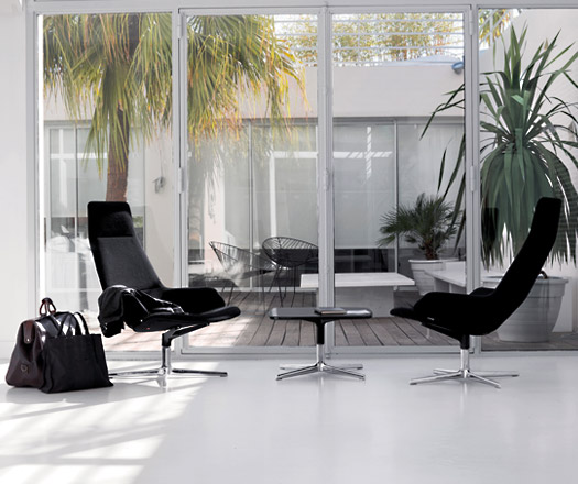 Aston Low Lounge