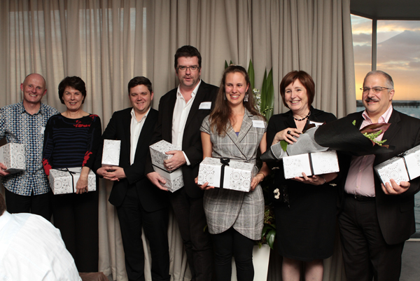 VIC-2010-Spring-Dinner-143
