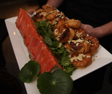 classique food at cique bar