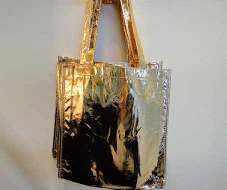 gold bag at cersaie