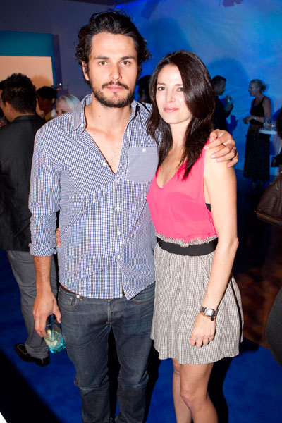 Felix Forest, Dina Broadhurst (1)