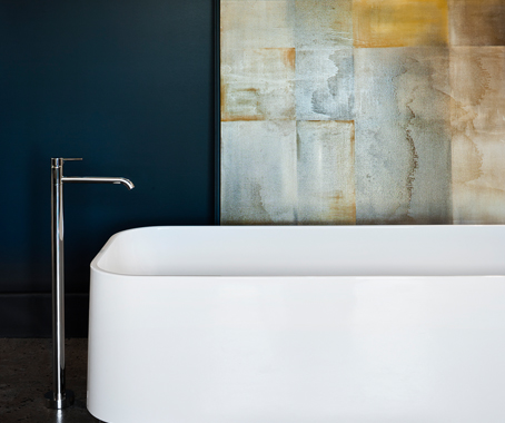 Uno Freestanding Bath