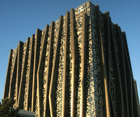 Sustainable Façades with Meinhardt