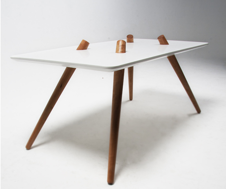Callum Campbell Holiday Table