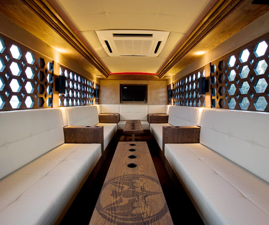 Bacardi Bus 4