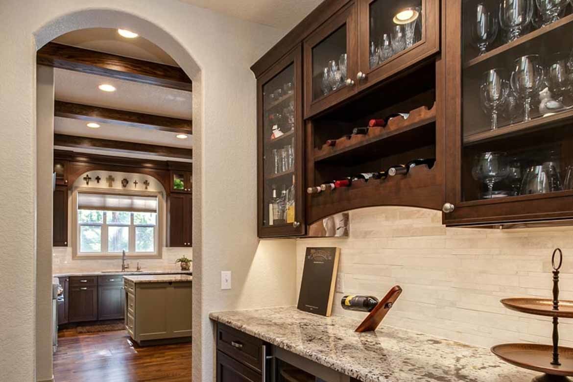 arched entryway doorway butlers pantry old fashioned stylish