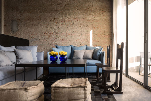Sala by Onion - Indesign Live