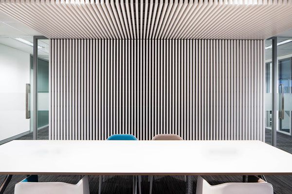 18831640_7_breakout