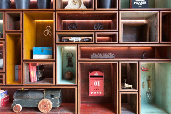 Urban-Post-Hotel-Indesign12