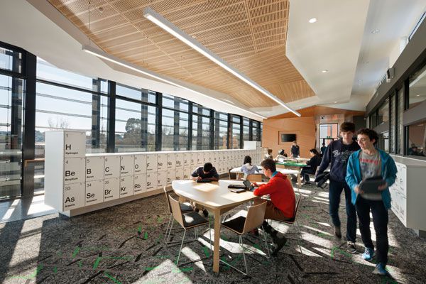 2014_Elizabeth-Blackburn-School-of-Sciences_02-