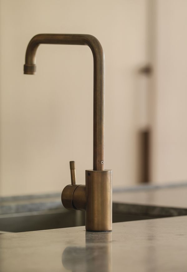 Kitchen_Tap