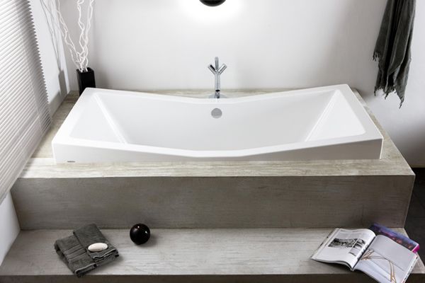 A Bathtub for Two