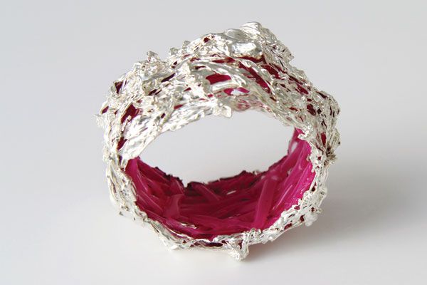 Gijs-Bakker---PlasticSoupBracelet_Silver